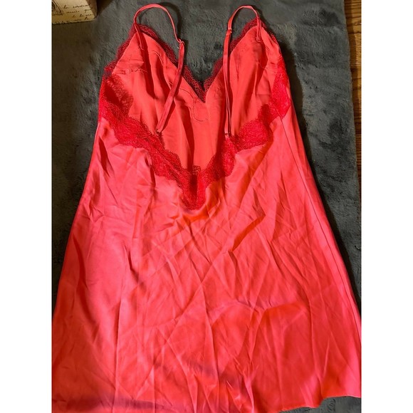 Victoria’s Secret slipdress/teddyNWOT - Picture 4 of 5